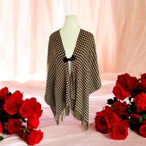 Cejon Houndstooth Cape Brown and Tan, One Size